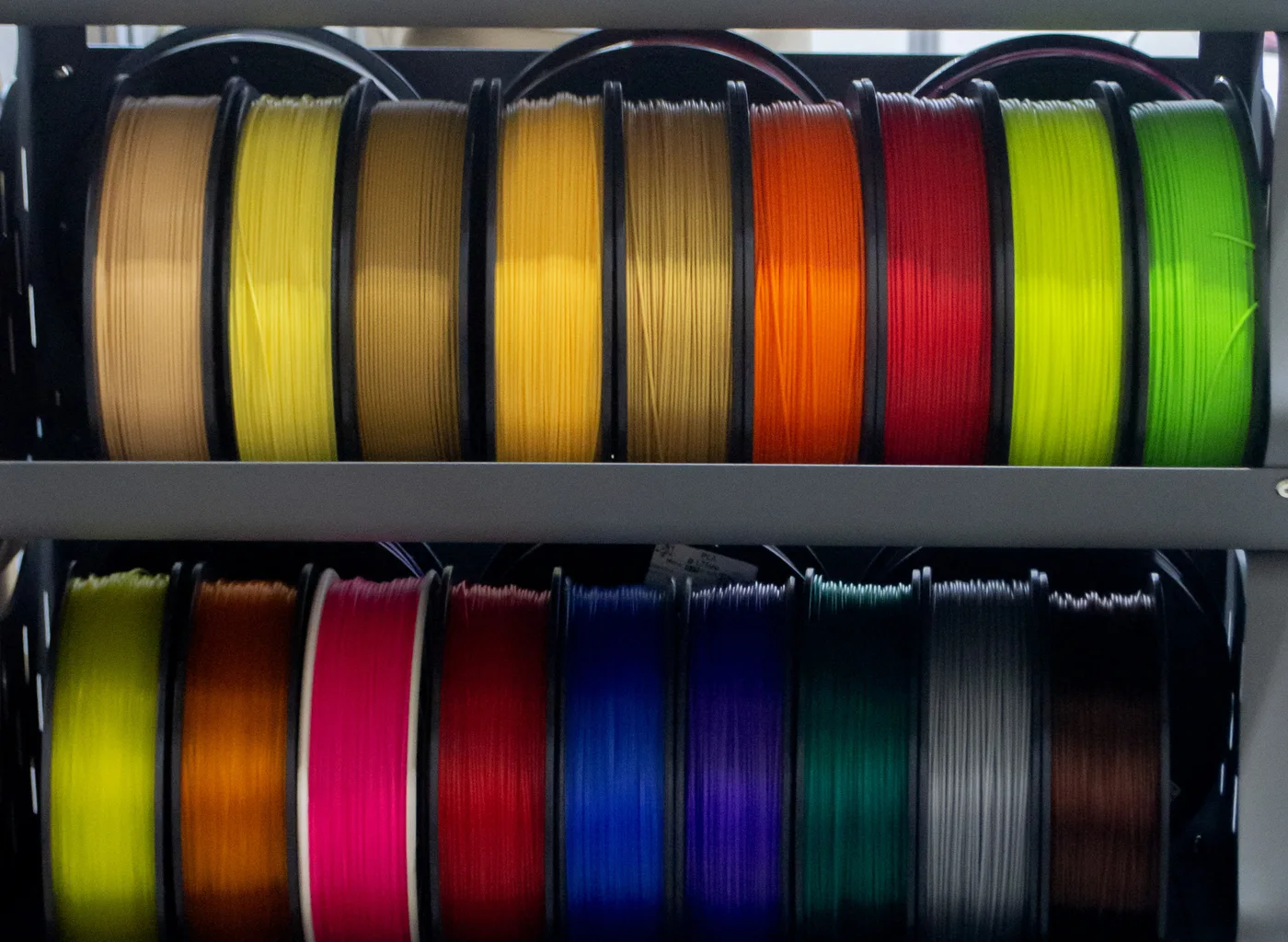 Котушки пластиків різних кольорів для 3D-друку
